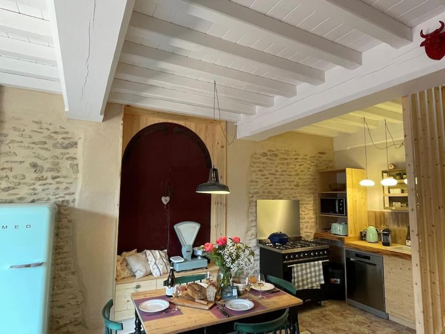 Le Tinailler Grand Standing Au Coeur Des Vignes Villa Prissé Buitenkant foto